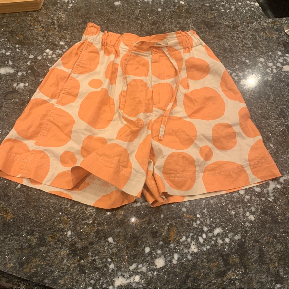 Uniqlo WOMEN LINEN-BLEND SHORTS (MARIMEKKO